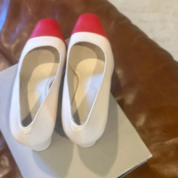 Maryam Nassir Zadeh White Pumps with Red Cap Toe - Picture 5 of 8